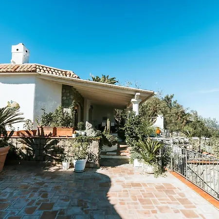 La Falconara Charming With Sea View Willa *