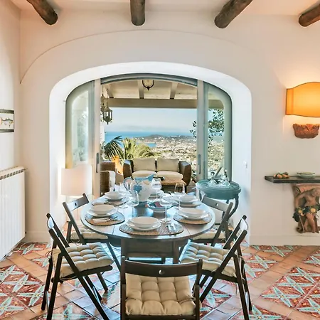 Willa La Falconara Charming With Sea View
